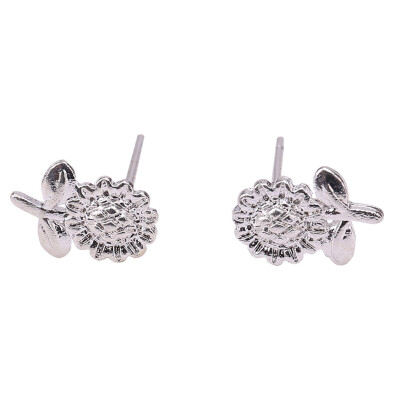 

2019 Glittering Sunflower Zircon Ear Nail Korean Version Water Drill Fashion Earring