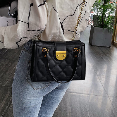 

Wild Asian embroidery thread chain bag female bag 2019 new fashion shoulder bag summer small fresh ins messenger bag