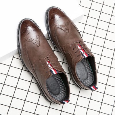 

Explosion models tide shoes British retro casual shoes mens Korean version with pointed shoes breathable Bullock mens shoes