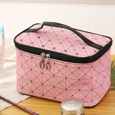 

2019 New Style Fashion Hot Zipper Large Portability Magic Plaid Travel Pouch Cosmetic Bag Makeup Bags Storage Pouch