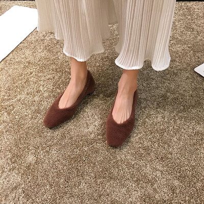 

Single shoe autumn style Korean version Baitao square-headed thick-heeled ladle shoes shallow hair fashionable small fresh fairy