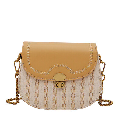 

Personality lock small square bag 2019 new fashion multi-layer female bag tide foreign gas wild chain single shoulder diagonal package