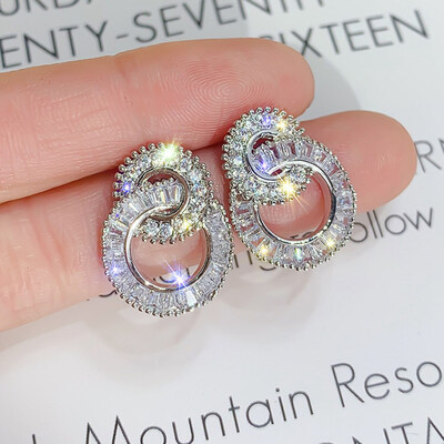 

Zircon Micro-set Double Round Earrings Temperament Simple Shiny Circle Earrings