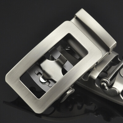 

New hollow zinc alloy buckle mens belt buckle belt buckle Dongguan automatic buckle LY25-0828