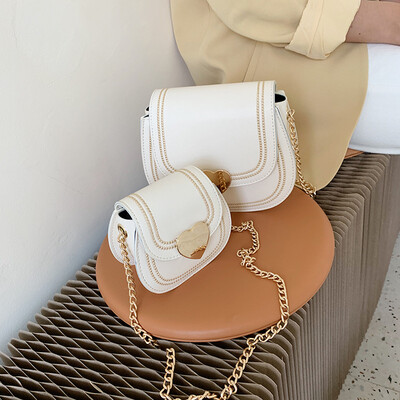 

Qiao Bani 2019 new Korean version of the fashion Dongda simple chain oval flip bag shoulder diagonal trend handbags