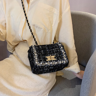 

Summer fresh small bag female 2019 new popular girl woolen shoulder bag casual woven chain Messenger bag