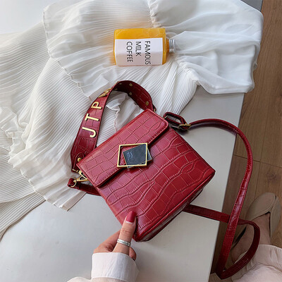 

Ins Early Autumn Leisure Bag Net Red Crocodile Bucket Bag New 2019 Popular Womens Bag Messenger Bag