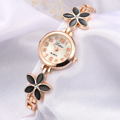 

Lvpai new Korean version of the small fresh four-leaf clover ladies bracelet watch diamond girl ladies bracelet watch steel belt table