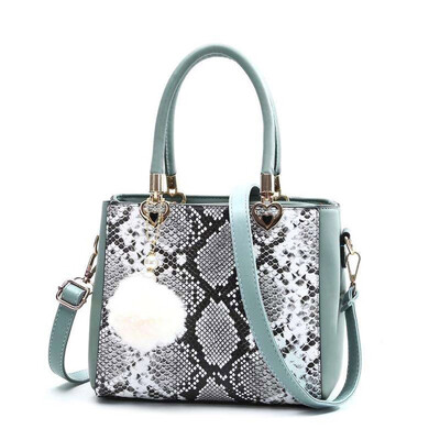 

Tailored Women Retro Serpentine Leather Bags Shoulder Bags Plush Pendent Casual Tote
