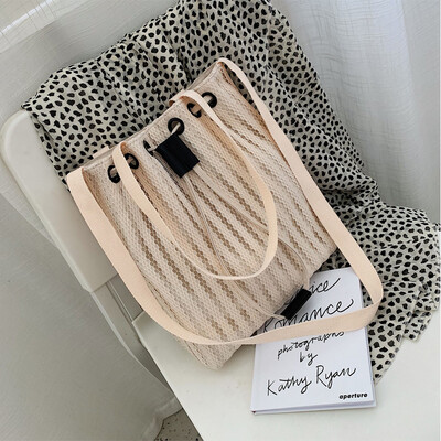 

Women 2019 spring&summer new Chaohan version of shoulder bag personality simple leisure women oblique satchel handbag
