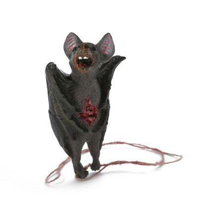 

Fake Pig Head Animal Shape Pendant Necklace Spoof Props Halloween Decoration