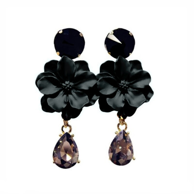 

Vintage Women Long Flower Drop Pendant Eardrop Banquet Cocktail Party Earrings