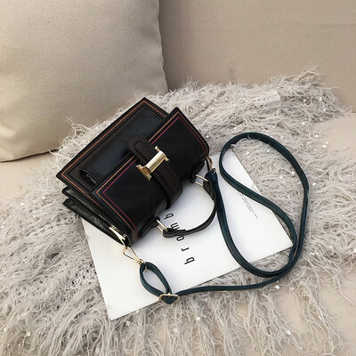 

Hong Kong style retro small bag girl 2019 autumn&winter new fashion Korean version of the girl single shoulder slanted bag 100