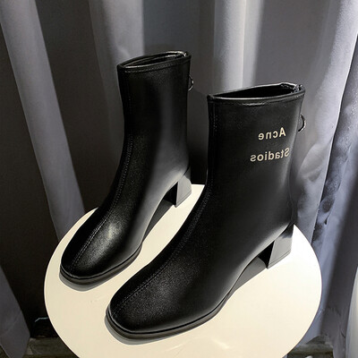 

Autumn&winter Martin boot girl retro British style thick heel short boots a hundred square head locomotive boot tide