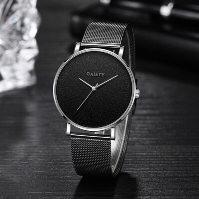 

〖Follure〗Fashion Casual Starry Sky Simple Calendar Business Net With Strap Mens Watch