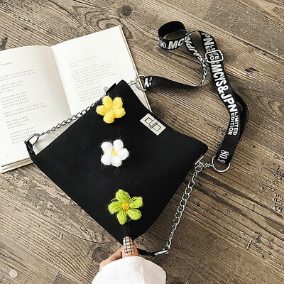 

Tailored Female Canvas Bag Letter Flower Print Shoulder Bag Lock Buckle Messenger Bag