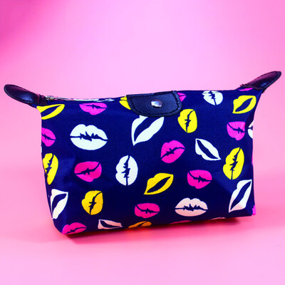 

Dumpling Shape Waterproof Travel Cosmetic Bag Makeup Bag Toiletry Purse Holder Beauty Wash Bag Personalized Handbag Pouch
