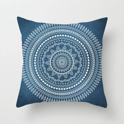 

Blue And White Printed Peach Skin Sofa Decorative Pillowcase
