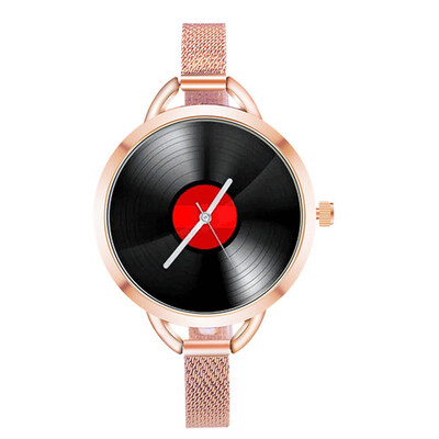 

〖Follure〗Couple Retro Bird Design Plating Alloy Band Analog Alloy Quartz Wrist Watch