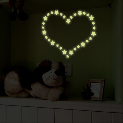 

32 Pcs New Luminous Stickers Five-pointed Stars Fluorescent Stickers Removable Cartoon Wall Stickers