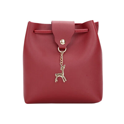 

Fashion Faux Leather Metal Deer Pendant Solid Color Woman Shoulder Crossbody Bag