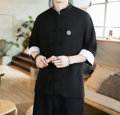 

Toponeto Chinese Fashion Mens Cotton-linen Short-sleeved Top in Spring&Summer