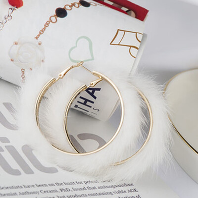 

Luxury Big Round Hoop Earrings for Women European Fashion Mink Fur Circle Earrings Punk Jewelry to Party