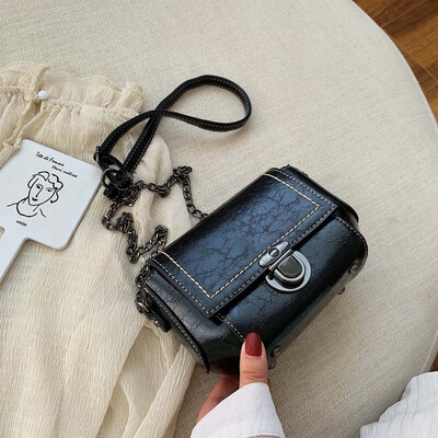 

Tailored Women 2019 New Retro Shoulder Bag Fashion Messenger Bag Chain Small Square Bag