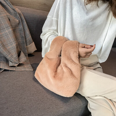 

Tailored Women Fashion Handbag Bag Plush Casual Vest Bag Hand bag
