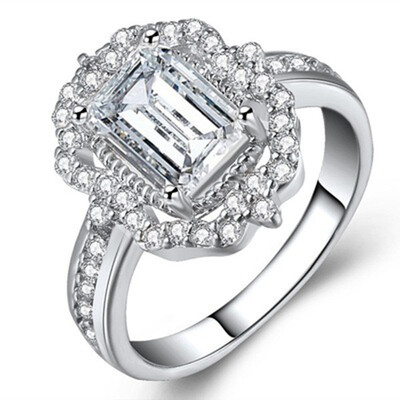 

Grateful Women Halo Diamond Vintage Engagement Ring Rose Gold Zircon Ring Wedding Ring