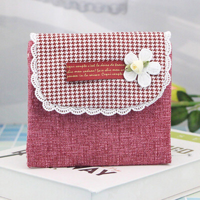 

Simple 3 Folding Cloth Fabric Portable Sanitary Napkin Storage Bag For Outdoor Travel