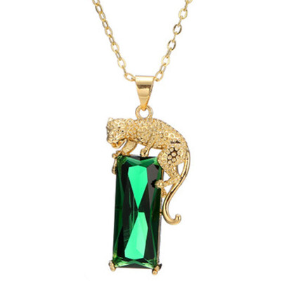 

New Simple Metal Copper Gold Color Animal leopard Green Crystal Pendant Necklace For Women Fashion Necklace Jewelry Dropship