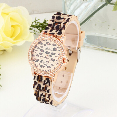 

Женева Повседневная Женская Мода Сексуальный Leopard Желе Силиконовые Кварцевые Наручные Часы