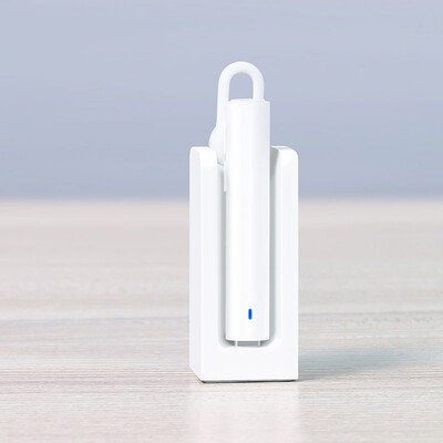 

Original Xiaomi Mi Bluetooth youth earphone kit Hi-Fi earphone + Charging Dock 320mAh Super Slim Headset long standy time