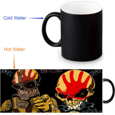 

Пять Finger Death Punch 350ml / 12oz Heat Reveal Mug Color Change Чашка кофе Чувствительные морфинг-кружки Волшебная чашка для чайных чашек