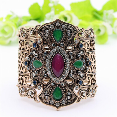 

Ethnic Turkish Women Broadside Bangles Bracelets Adjustable Size Antique Gold Color Resin Jewelry Hollow Flower Bride Bangle