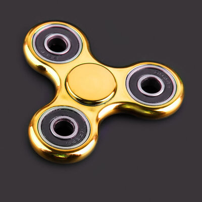 

2018 New Cool hand spinner Fingertip gyro Decompression toys fidget spinner metal Kids toys Gifts for children Free shipping