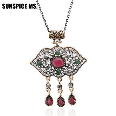 

Gorgeous Brand Turkish Design Flower Necklaces Thin Chain Red Resin Acrylic Pendants Vintage Party India Women Wedding Jewelry