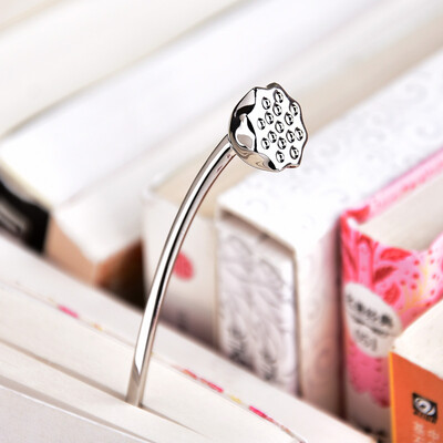 

Miz MIEZ metal bookmarks raw lotus Christmas gift Valentines Day birthday gift practical to send boyfriend