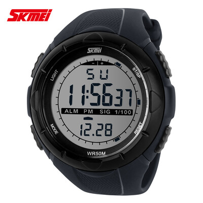 

Mens Military Fashion LCD Digital Waterproof Sports Watch