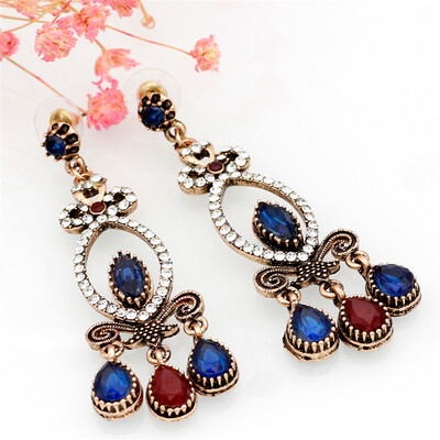 

Новые турецкие женщины Vintage Long Dangle Earrings WaterDrop Resin Hollow Round Rhinestone Retro Love Earring Этнические свадебны