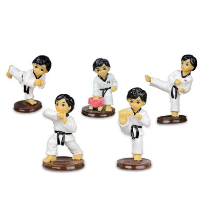 

[Jingdong Supermarket] Golden Fire Taekwondo doll ornament suit sports souvenir creative gift birthday gift