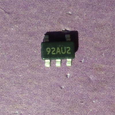 

10pcslot G923-330T1UF G923 300mA High PSRR LDO Regulators