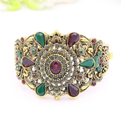 

Ethnic Turkish Women Bangles Bracelet Antique Gold Color Resin Cuff Jewelry Hollow Flower Bangle India Bridal Wedding Jewelry