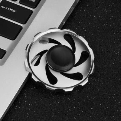 

2018 New Cool hand spinner Fingertip gyro Decompression toys fidget spinner metal Kids toys Gifts for children Free shipping