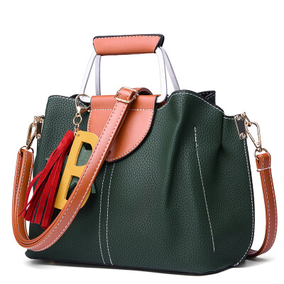 

POLO handbag trend atmospheric handbags fashion contrast color shoulder diagonal package ZY340P393J black