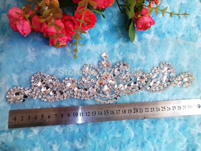 

Оптовые серебряные handmade кристаллические заплаты Sequins Rhinestones applique 30 * 9cm для верхнего пояса платья