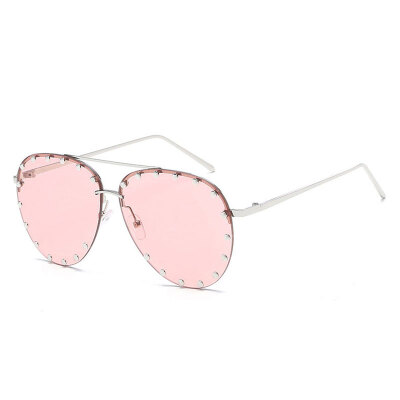 

Солнцезащитные очки Женские заклепки Rimless Fashion Солнцезащитные очки Женские окулисты De Sol Feminino Очки Gafas Lentes Mujer Lunette UV400