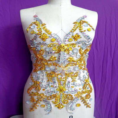 

Чистая ручная вышивка на Rhinestones applique золотистые / прозрачные цветные кристаллы AB пятна 50 * 32 см Аксессуары для одежды DIY