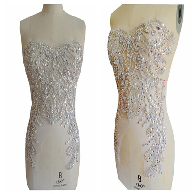 

Чистая ручная серебристая шитье на Rhinestones applique на сетчатых кристаллах пятна 47 * 39 см